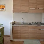 Ampurias 3*