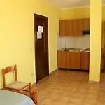 Ampurias 3* كاستيلساردو