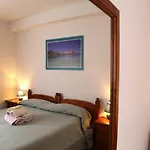 Ampurias 3* كاستيلساردو