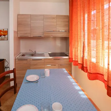 Hotel Ampurias 3*