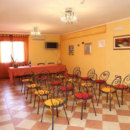 Ampurias