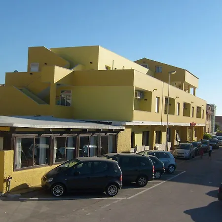 Hotel Ampurias 3*